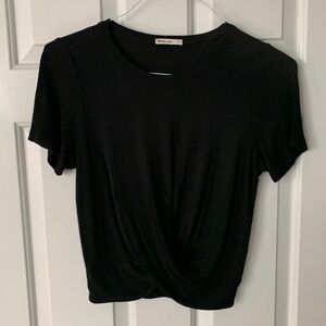 Marine Layer Lexirib twist front cropped tee